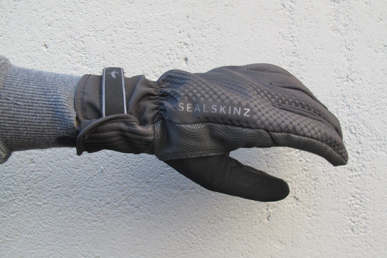 Sealskinz All Weather Cycle XP Glove