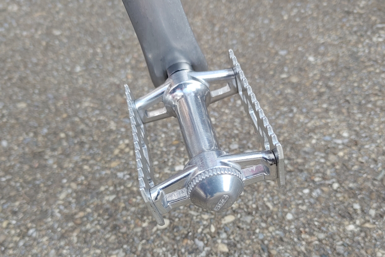 MKS Sylvan Stream Pedal silber