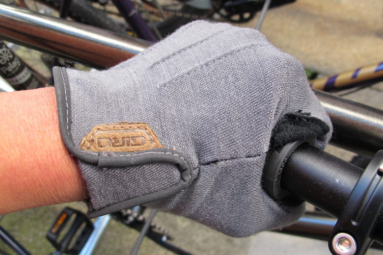 Giro D’Wool Glove titanium