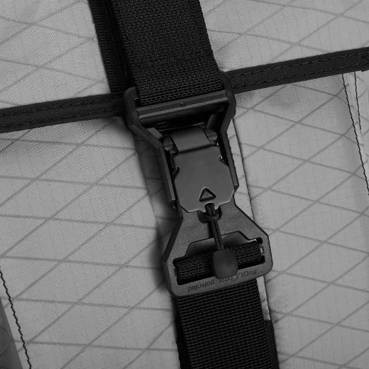 MISSION WORKSHOP “Fidlock® Buckle” Spar and Axis