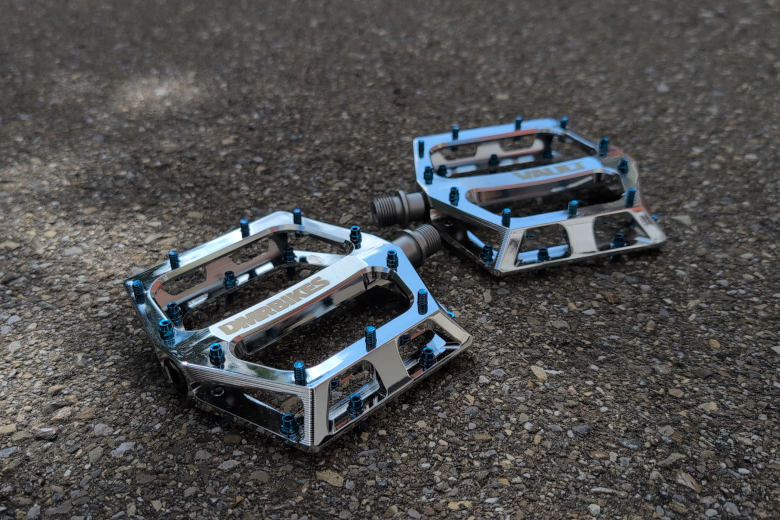 DMR Vault LTD Chrome
