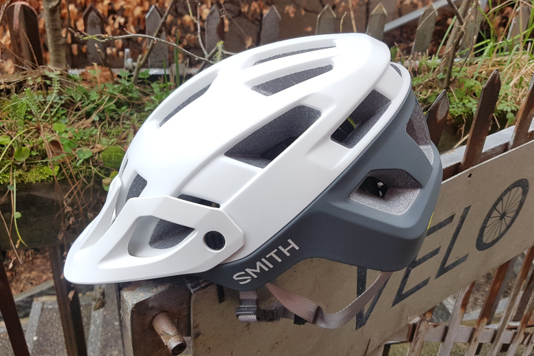 Smith Engage Mips® matte white cement