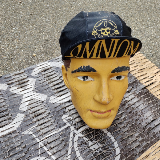 Omnium Logo Cap Pirate Black