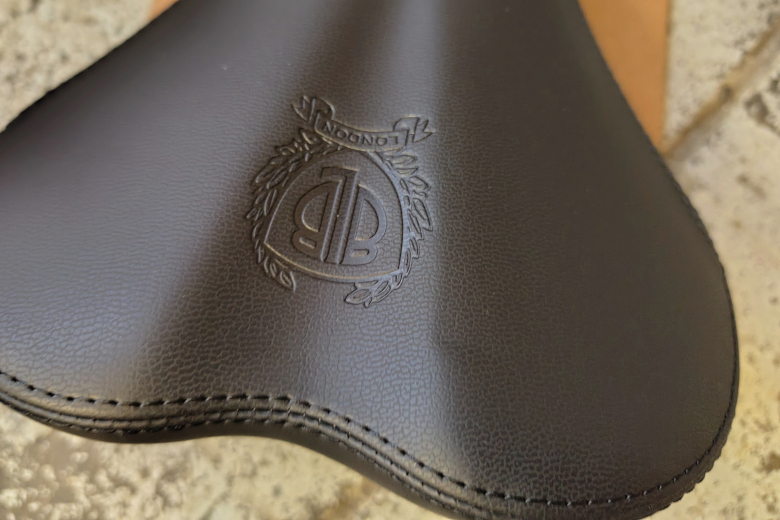 BLB Curve Ladies Saddle – Black