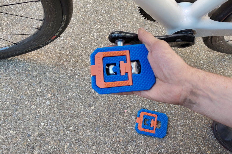 Redshift Mousetrap Pedal Adapters Blue/Orange