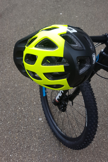 TSG Seek Youth FR Graphic Design flow black-yellow