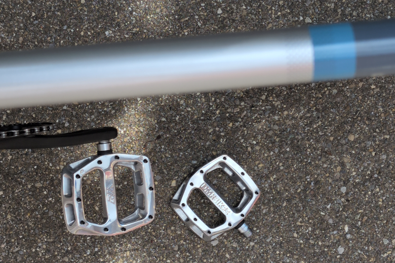 DMR V12 Polished Silver