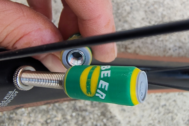 Bierdosen Ventilkappen